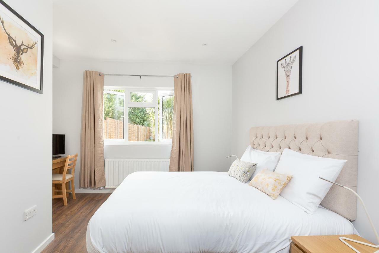 Austin David Apartments Harrow Buitenkant foto
